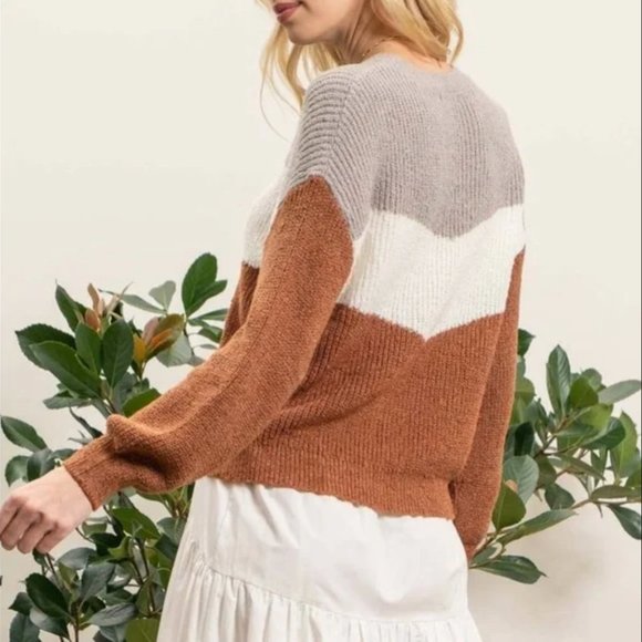 Colorblock Sweater - Picture 2 of 6